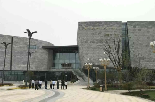 懷遠(yuǎn)全民健身中心展示館幕墻工程